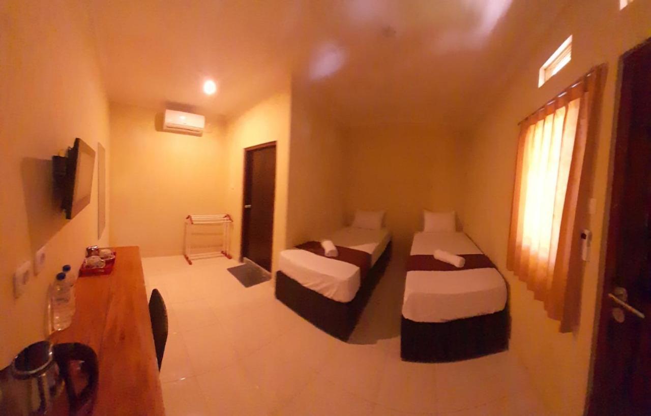 Fx72 Labuan Bajo Hotel מראה חיצוני תמונה