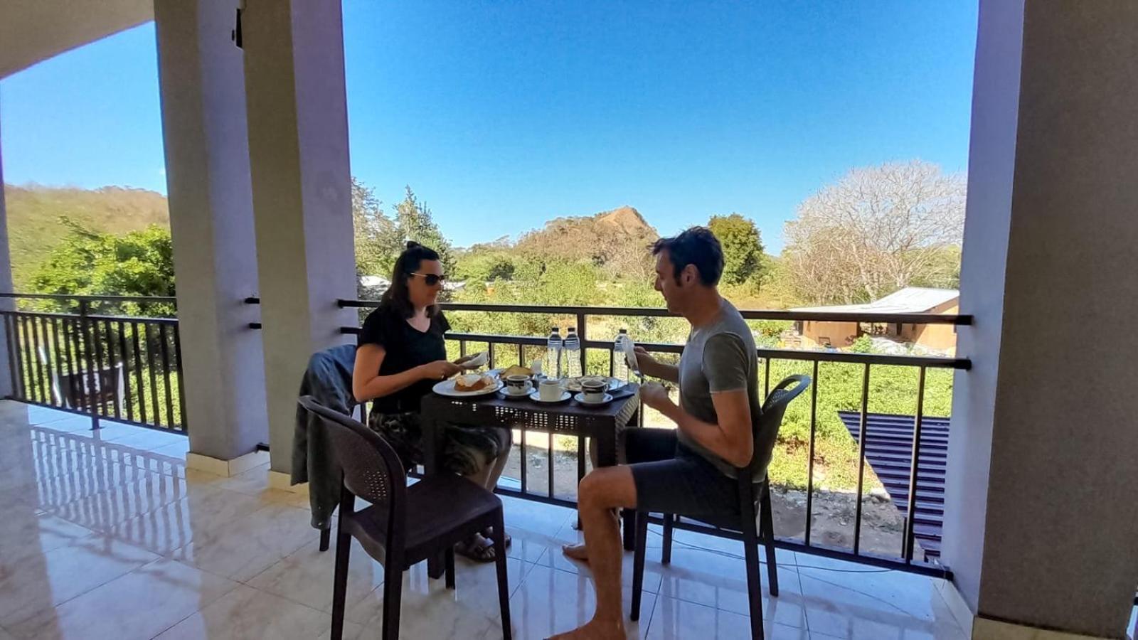 Fx72 Labuan Bajo Hotel מראה חיצוני תמונה
