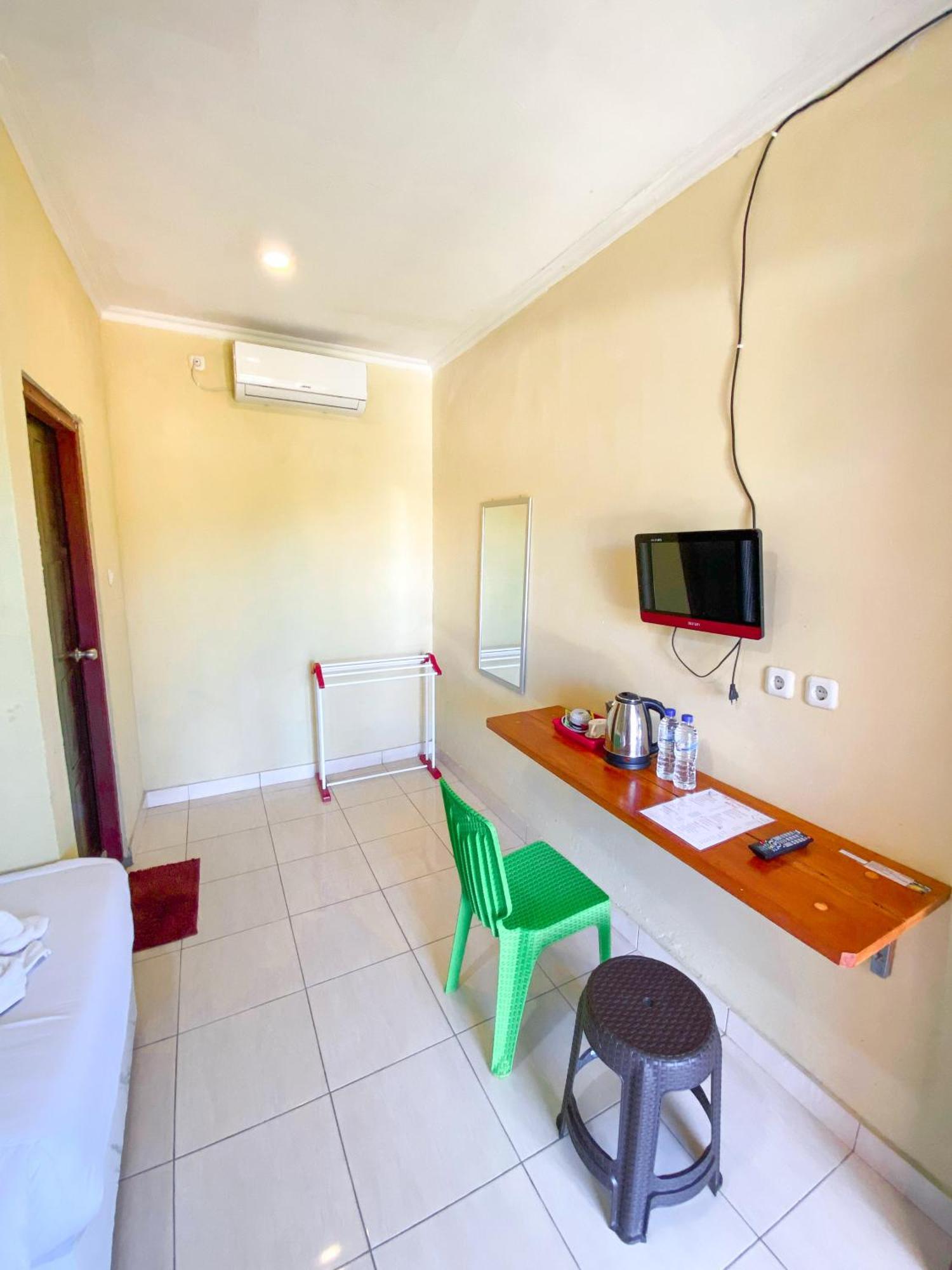 Fx72 Labuan Bajo Hotel מראה חיצוני תמונה